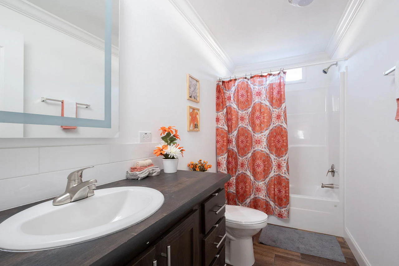 Cypress Manor C5644A - Image 3