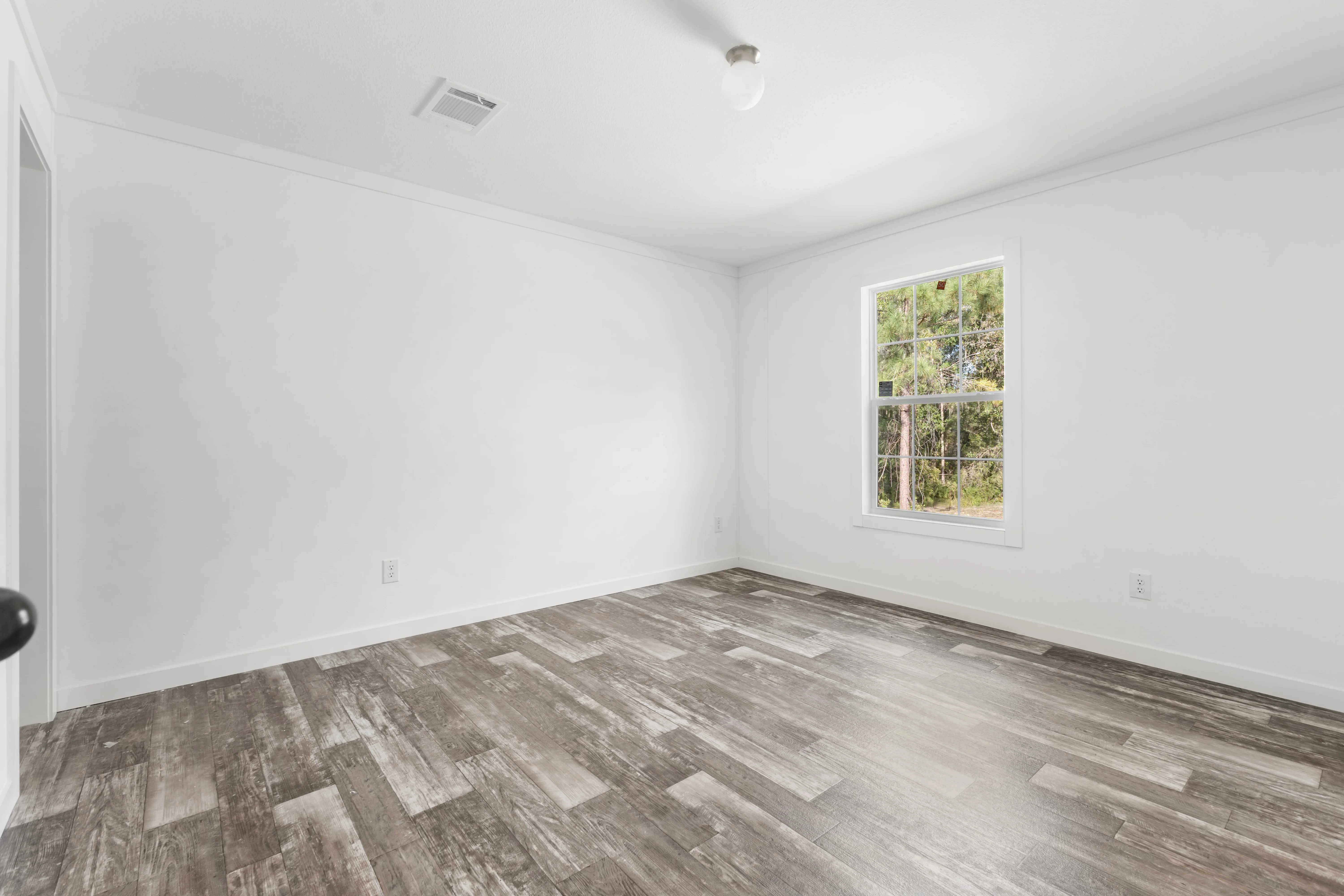 Lake Manor LM2868H42P01 - Image 14