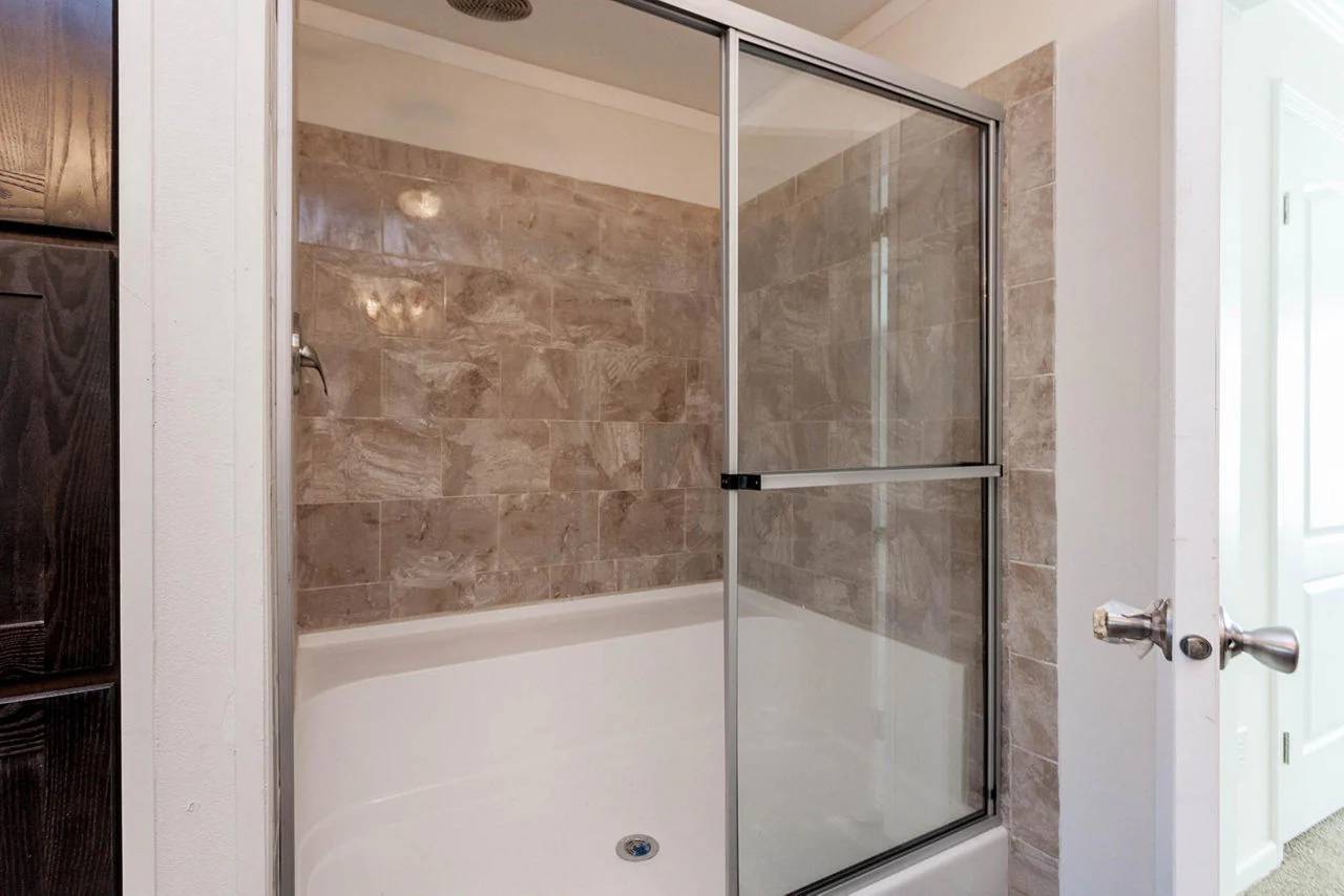 Pine Manor PM0764D - Image 20