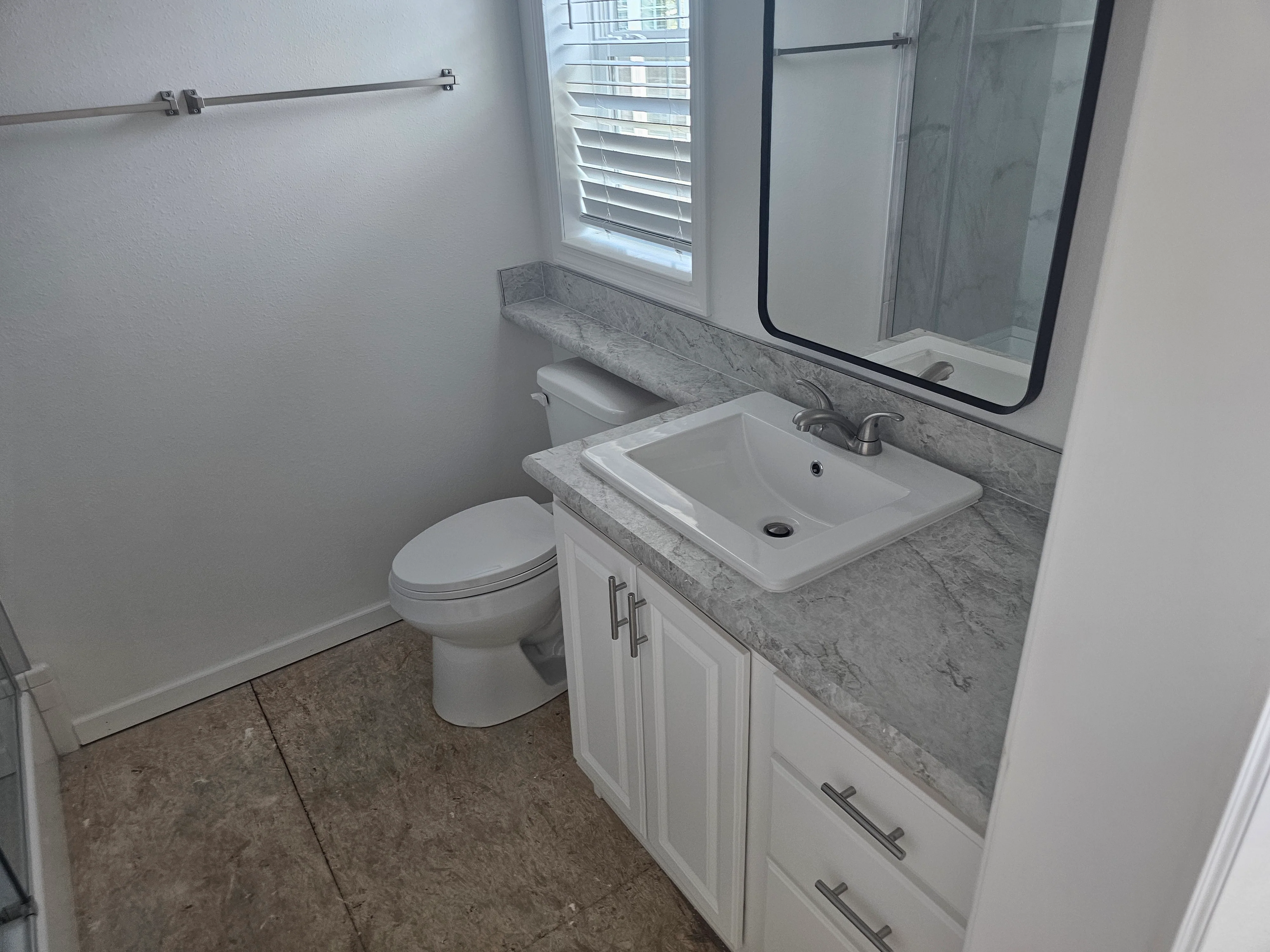 Silver Springs LE 4893 - Image 4