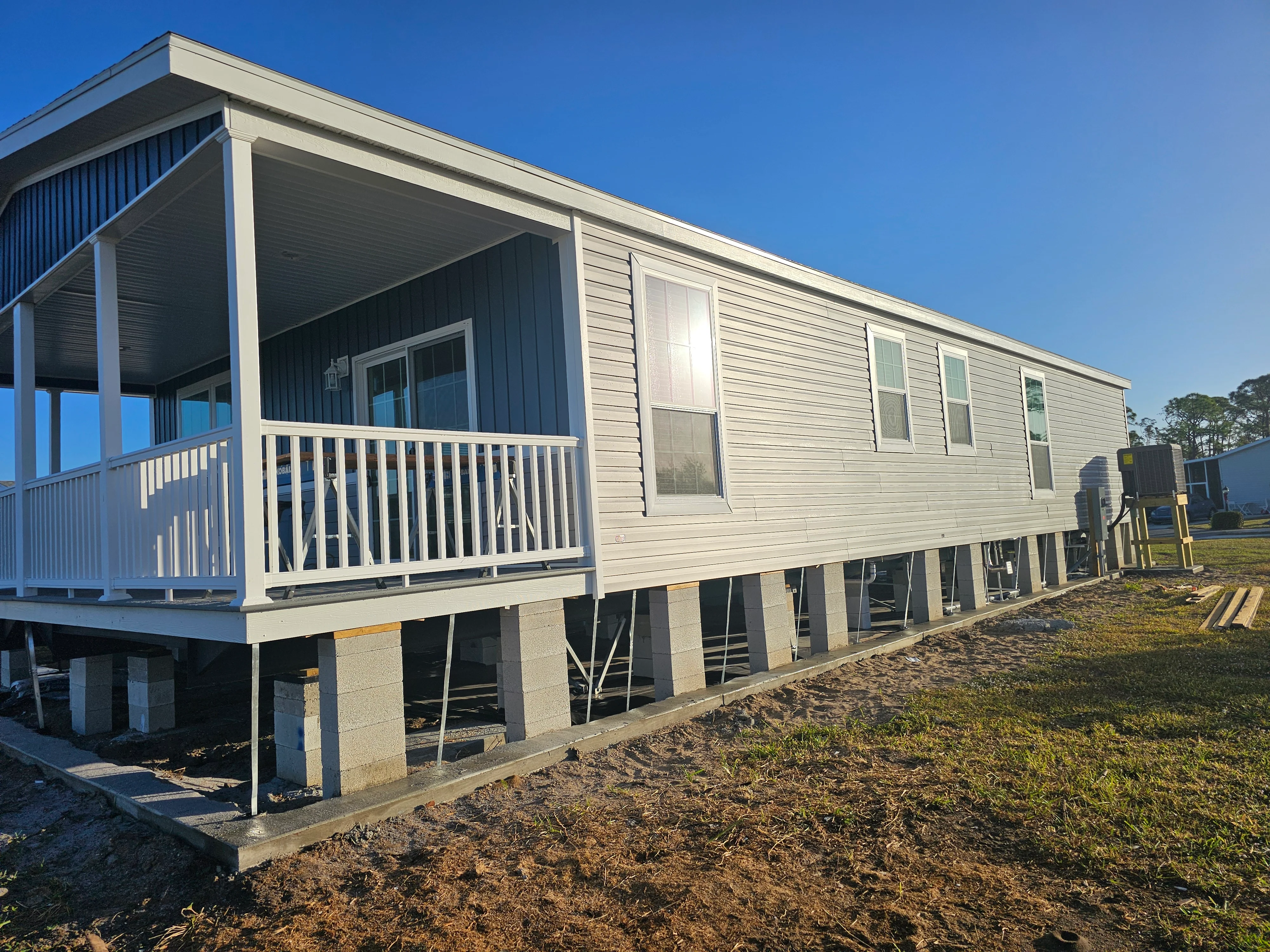 Silver Springs LE 5001-A-Stilt - Image 4